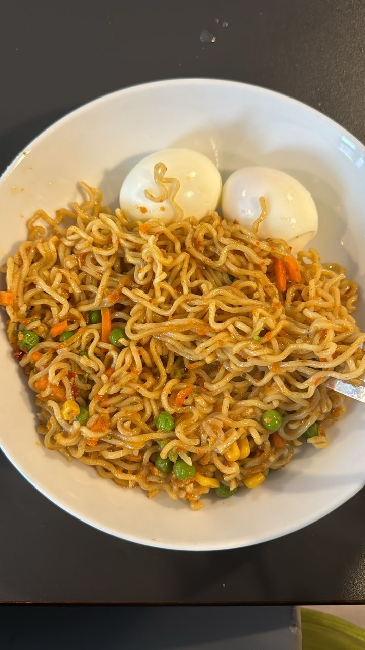 3 noodles and 2 egg
